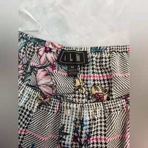 Women's Floral Plaid Shorts - Multicolor